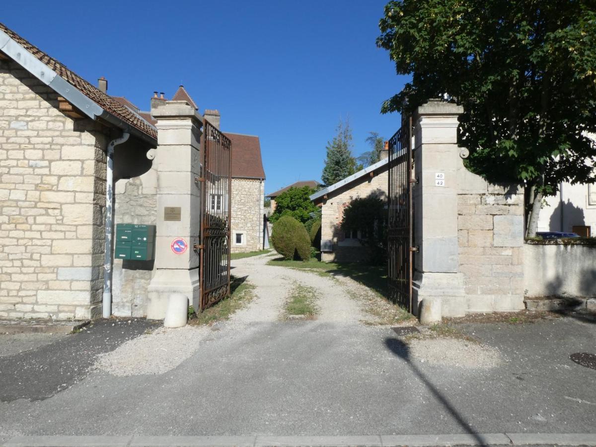 La Canetterie Dole Exterior photo